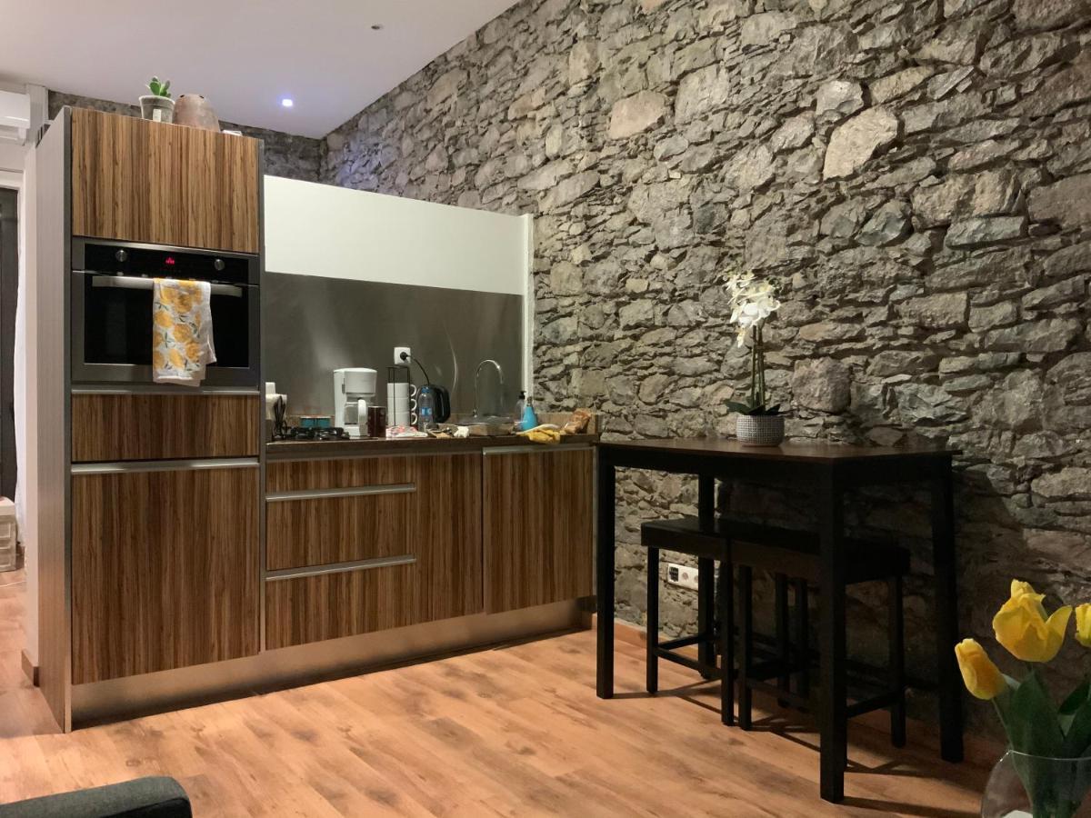 פראייה Techas City Center Luxurious Studio מראה חיצוני תמונה
